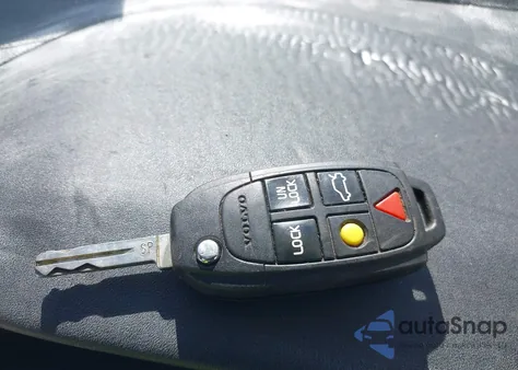 2009 Volvo S60 2.5T/2.5T Special Edition из США, поврежденный, VIN YV1RS592492737152